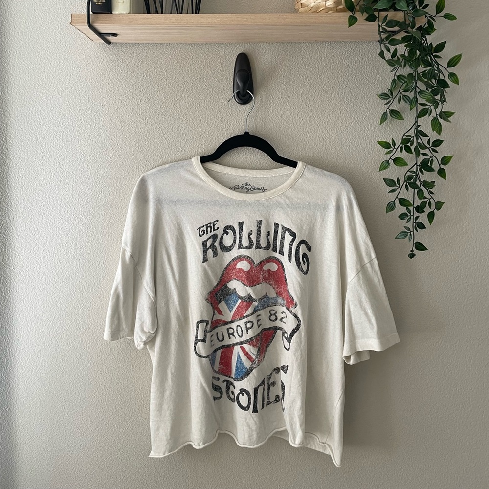 the rolling stones cropped band tee